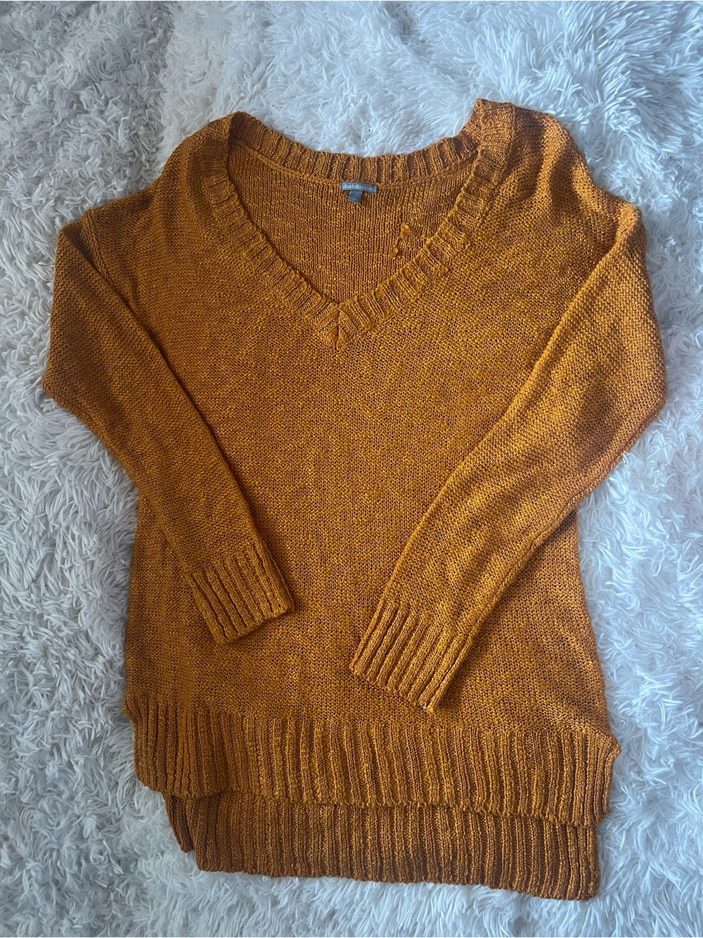 Charlotte Russe V-Neck Sweater in Orange